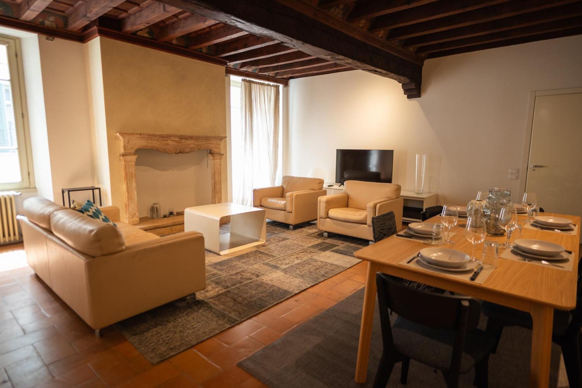 Suite N7 - Rifugio D'Epoca Con Posto Auto Брешия Экстерьер фото